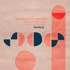 EN FAMILIA (CD)